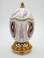 Fabergé ei - House of Fabergé carrouselpaard ei - Porselein, Antiek en Kunst
