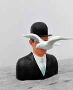 René Magritte - Figuur - L’homme au chapeau melon -, Antiquités & Art