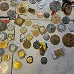 Europe. groot lot met voornamelijk sport medailles. diverse, Postzegels en Munten