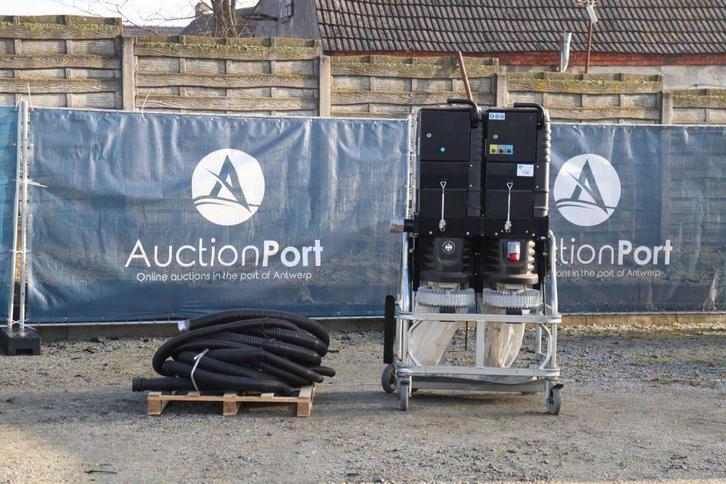 Veiling: Stofafzuiger HTC 10iAD Elektrisch 2011 voor beton e, Zakelijke goederen, Machines en Bouw | Pompen en Compressoren, Ophalen