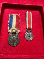 Frankrijk. Lot of two France miniature (mignon) orders /