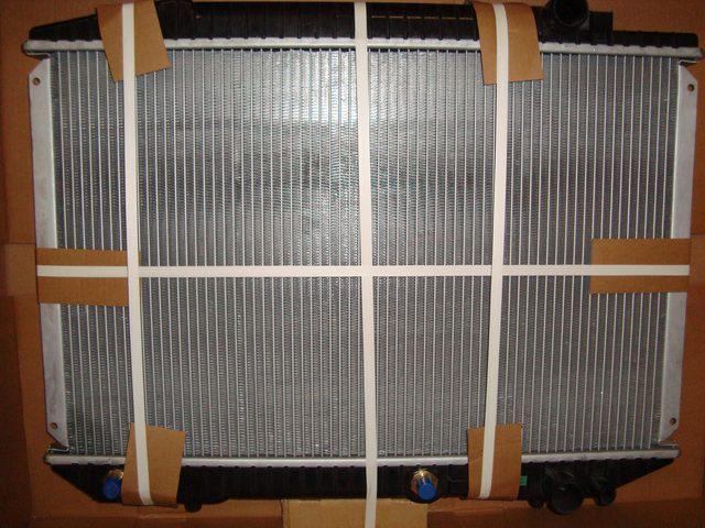 Radiateur | Mercedes w126, Auto-onderdelen, Overige Auto-onderdelen, Ophalen of Verzenden