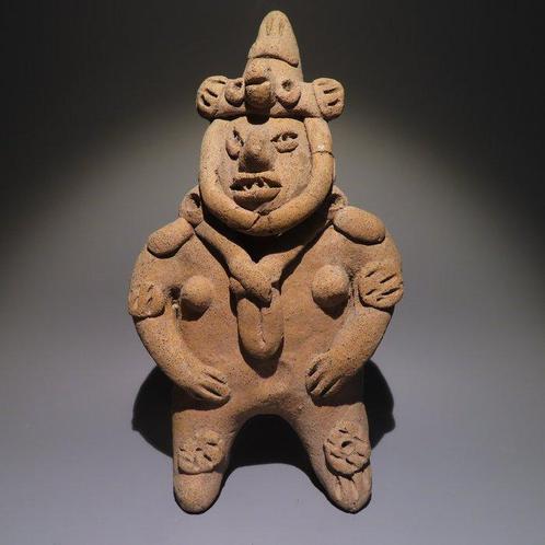 Nayarit, Mexico Terracotta Enorm beeld van een krijger. Zeer, Verzamelen, Mineralen en Fossielen
