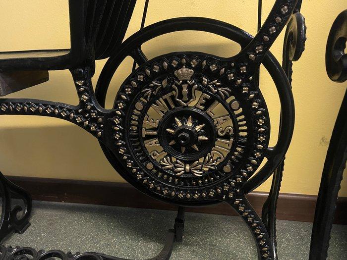 Naaimachine - IJzer - Patent Elastic Vintage, Antiquités & Art, Art | Objets design