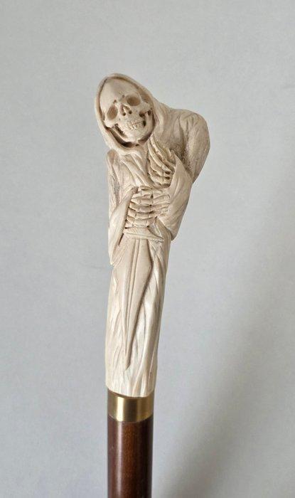 Magere Hein - Handsnijwerk Wandelstok - Hertengewei, ca., Antiek en Kunst, Antiek | Overige Antiek