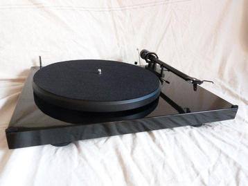 Pro Ject - Debuut III Audiophile High End High Fidelity