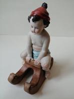 Capodimonte - Tyche Tosca - Figure - Bimbo su slittino da, Antiek en Kunst