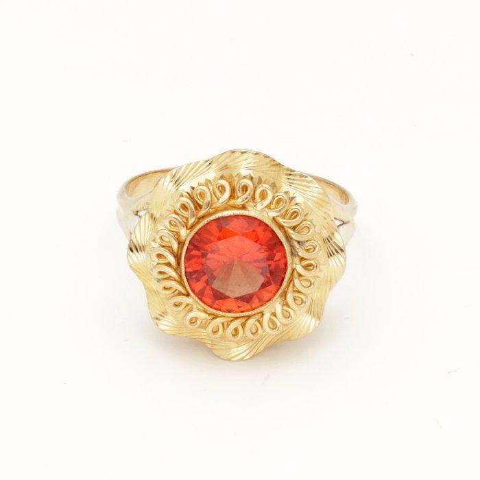Ring - 18 karaat Geel goud Saffier, Handtassen en Accessoires, Ringen