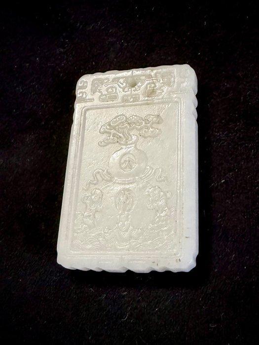 Hanger - Nefriet Jade - China - 21e eeuw, Antiquités & Art, Antiquités | Autres Antiquités