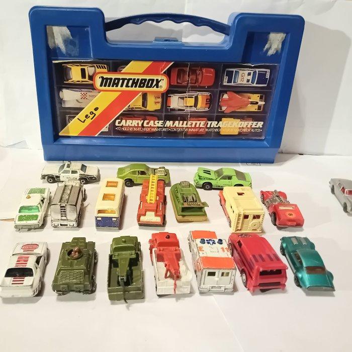 Matchbox 1:64 - Modelauto (25) - Matchbox Collectors Case, Hobby en Vrije tijd, Modelauto's | 1:5 tot 1:12