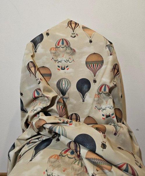 Nouveau ! Tissu exclusif pour mobilier avec des, Antiek en Kunst, Antiek | Tapijten, Tafelkleden en Textiel