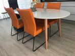 Set van 4 leren eetkamerstoelen - met designpoot - oranje, Huis en Inrichting, Stoelen, Overige kleuren, Nieuw, Leer, Ophalen of Verzenden