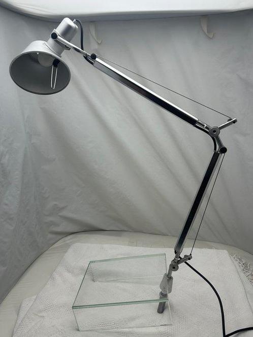 Artemide - Michele De Lucchi - Tafellamp - Ptolemaeus mini -, Antiek en Kunst, Antiek | Verlichting
