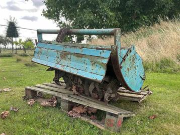 Grondfrees voor minitractor beschikbaar voor biedingen