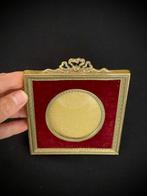 Fotolijst - Bronzen plaat (handgerold en vuurverguld) -, Antiek en Kunst