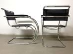 Thonet - Ludwig Mies van der Rohe - Stoel (2) - S 533 F -