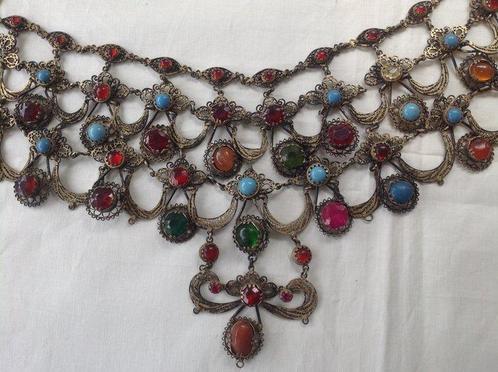 Ornament Zilver en verschillende gekleurde stenen - Abu, Antiek en Kunst, Kunst | Niet-Westerse kunst