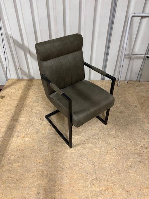 ZGAN Showmodel Stoelen (1 stuks)- Vintage/Café, Huis en Inrichting, Stoelen, Ophalen