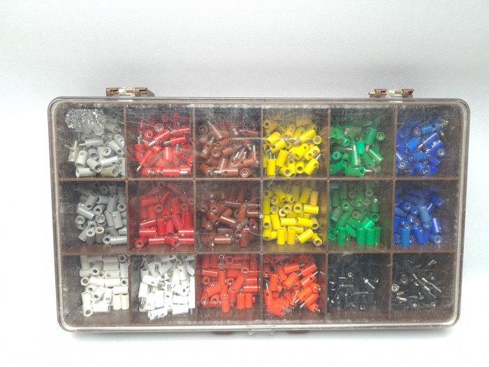 Märklin H0 - Elektronica (900) - 900 Märklin stekkers, Hobby en Vrije tijd, Modeltreinen | H0