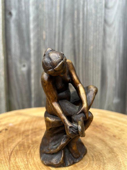 Beeld, Zittende vrouw - 11 cm - Brons, Antiek en Kunst, Curiosa en Brocante