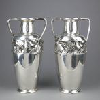 J. P. Kayser & Sohn - Vaas -  Twee Art Nouveau vazen met, Antiquités & Art
