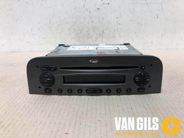 Radio CD Speler Alfa Romeo 147 O245247, Auto-onderdelen, Elektronica en Kabels