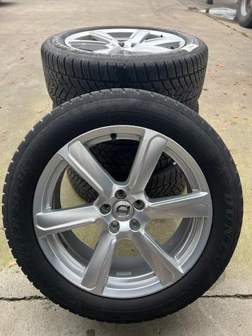 Originele Volvo Winterset 235/55 R19 beschikbaar voor biedingen