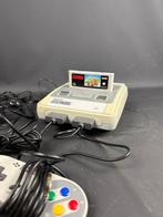 Nintendo - Super Nintendo (SNES) - with Super Mario Kart -
