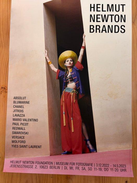 Helmut Newton - HELMUT NEWTON BRANDS, Antiek en Kunst, Kunst | Tekeningen en Fotografie