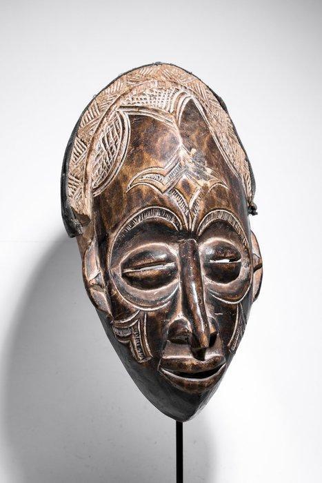 Masker - Chokwe - Angola, Antiek en Kunst, Kunst | Niet-Westerse kunst