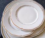 Limoges - Service de table pour 12 (41) - Porcelaine - Ligne, Antiek en Kunst, Antiek | Meubels | Tafels