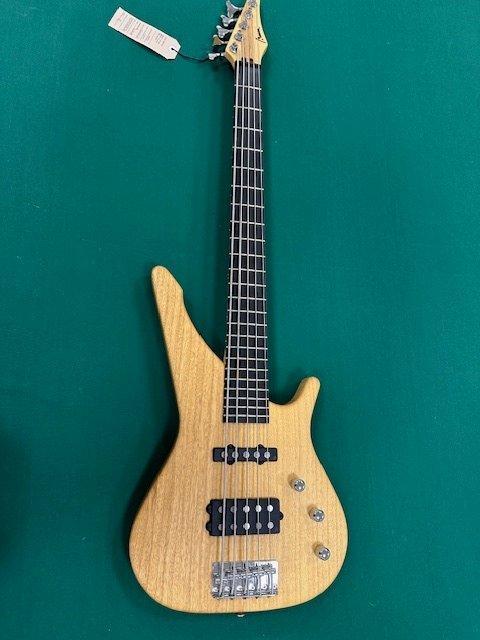 Manne - Newport BN5 korina natural mms can - - 5-snarige, Muziek en Instrumenten, Snaarinstrumenten | Gitaren | Akoestisch