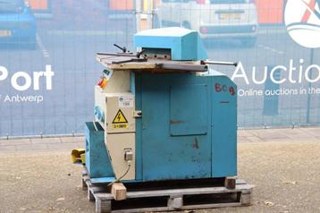 Veiling: Uithoekmachine LVD International LVD-FA 250/4 Elekt beschikbaar voor biedingen