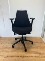 Refurbished Herman Miller Sayl - Zwart Gestoffeerd, Verzenden, Zwart, Zo goed als nieuw, Bureaustoel