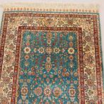 Tapijt - 126 cm - 77 cm - Zijden Hereke tapijt., Nieuw