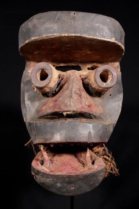 Dansmasker - Antiek Guere oorlogsmasker - 31 cm - Ivoorkust, Antiquités & Art, Art | Art non-occidental
