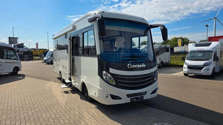 Concorde Charisma 900M voorzien van alle luxe 73424, Caravans en Kamperen, Mobilhomes, Automaat, L-zit, Diesel, tot en met 4, 8 meter en meer