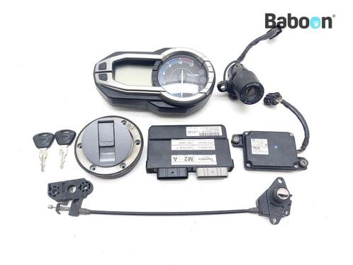 Contactslot Set met Immobiliser Triumph Tiger 800  (VIN:, Motoren, Onderdelen | Overige, Gebruikt, Verzenden