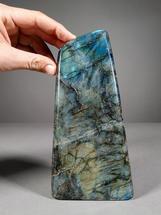 Prachtige labradoriet met fantastische reflecties Vrije vorm, Verzamelen, Mineralen en Fossielen