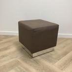 Tweedehands poef (hxbxd) 50x49x49 cm, bruine stoffering, Huis en Inrichting, Stoelen, Gebruikt, Bruin, Eén