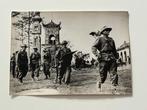 Robert Capa (1913-1954) / Magnum. - French colonial soldiers, Antiek en Kunst