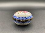 Porcelain Art, Peint Main France / Limoges, Sucre Digestif, Antiek en Kunst