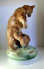 Zsolnay - Figurine - Zwei Beeren beim kämpfen - Porcelaine, Antiek en Kunst