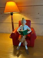 Pixi / Patrick Regout - Action figure Tintin lisant dans son, Nieuw