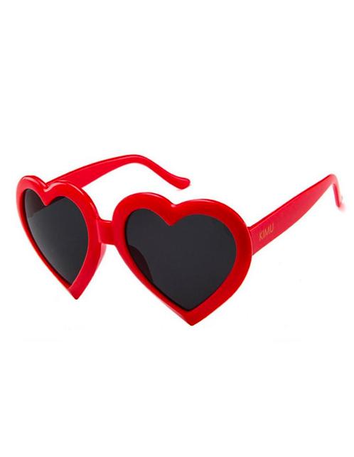Hartjes Zonnebril Groot Rood Montuur Zwarte Glazen Hippie Vi, Handtassen en Accessoires, Zonnebrillen en Brillen | Dames, Zwart