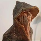 Arek Szwed - Arek Szwed - sculptuur, Denker - 22.5 cm -