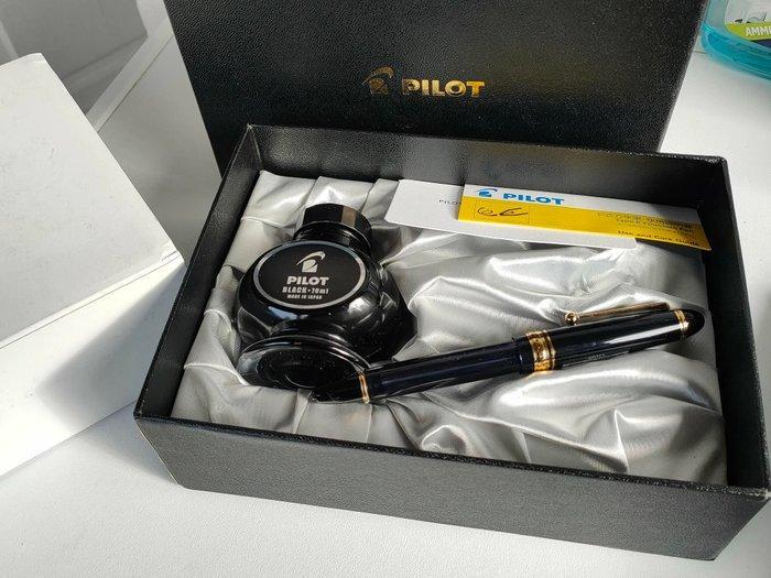 Pilot - 823 - Vulpen, Verzamelen, Pennenverzamelingen