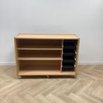 Tweedehands verrijdbare houten schoolkast, vv 2 legborden en, Huis en Inrichting, Kasten | Overige, Gebruikt