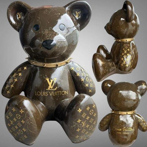 AmsterdamArts - XXL Louis Vuitton monogram choker Teddy, Antiek en Kunst, Kunst | Schilderijen | Modern