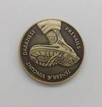 Shepard Fairey (OBEY) (1970) - Antique Brass Coin x, Antiek en Kunst, Kunst | Schilderijen | Modern